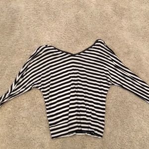 Black house white market long sleeve tee